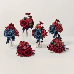 Lings mini bouquet or centerpiece in navy and burgundy